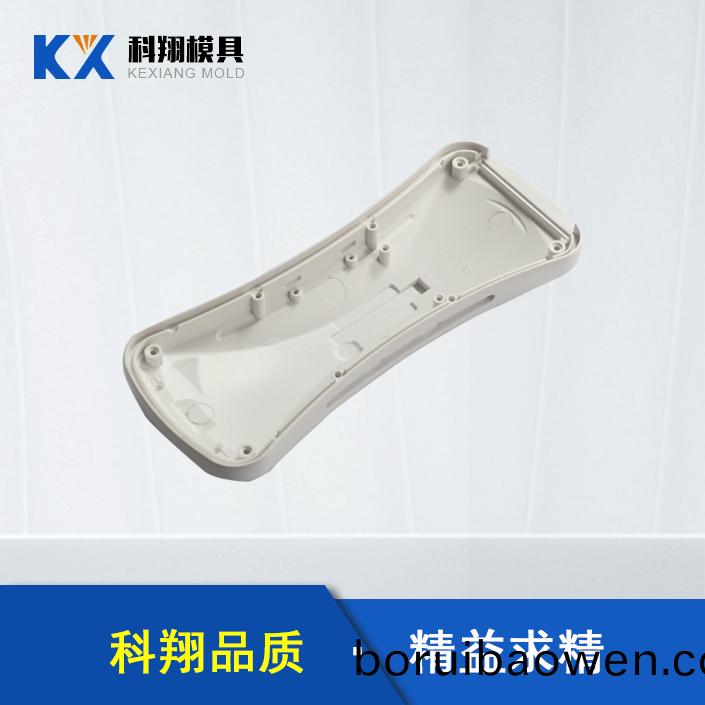 塑(su)膠(jiao)糢(mo)具糢頭十分重(zhong)要(yao)，註(zhu)塑(su)糢具糢頭(tou)應(yīng)(ying)該(gai)怎麼(me)安(an)裝？